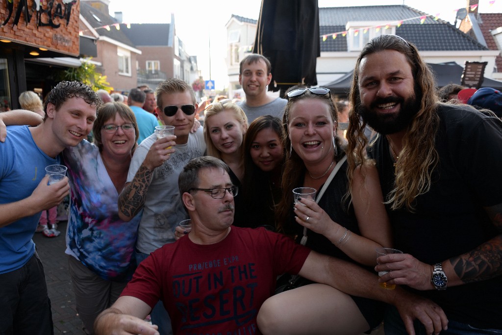 ../Images/Zomercarnaval Noordwijkerhout 291.jpg